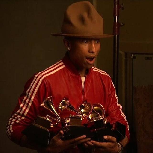 Pharrell Williams' Grammys hat sells for £26,000 - BBC News