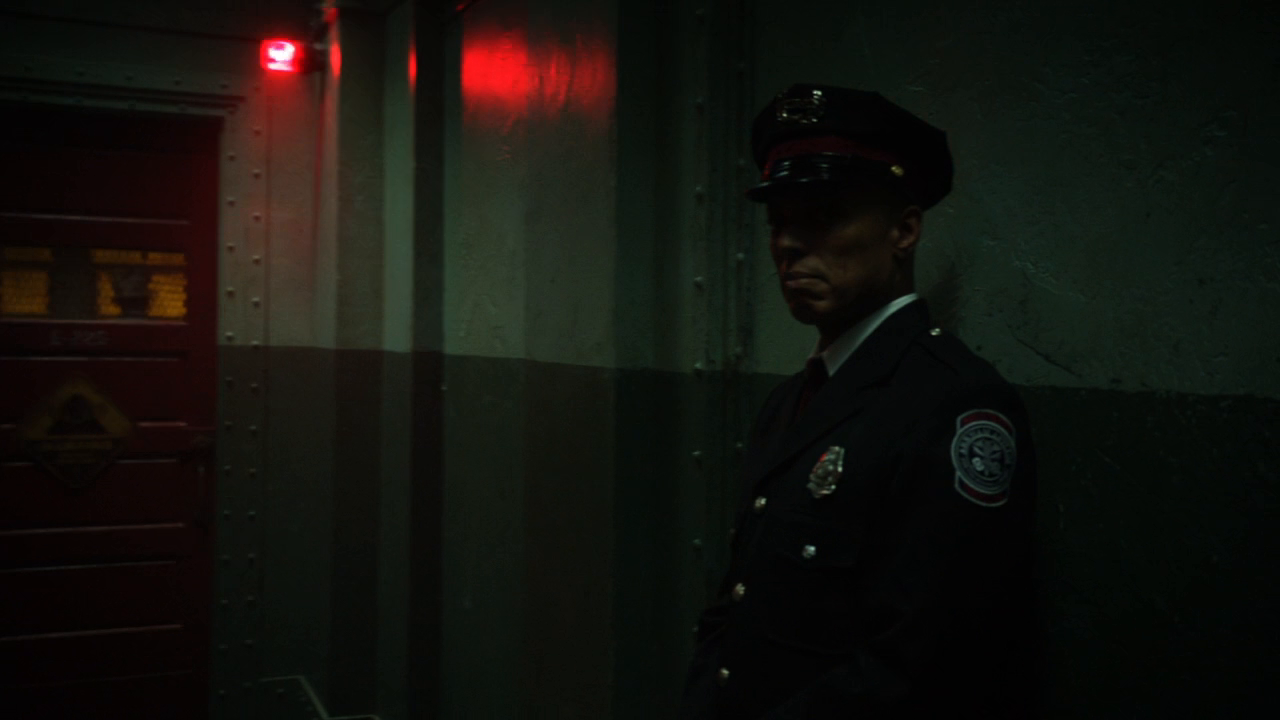 Gotham S04E16 One of My Three Soups 720p WEB-DL DDP5 1 H 264 Gotham S04E16 One of My Three Soups 720p WEB-DL DDP5 1 H 264