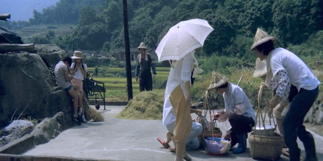 The Green Green Grass of Home 1982 480p x264-mSD The Green Green Grass of Home 1982 480p x264-mSD